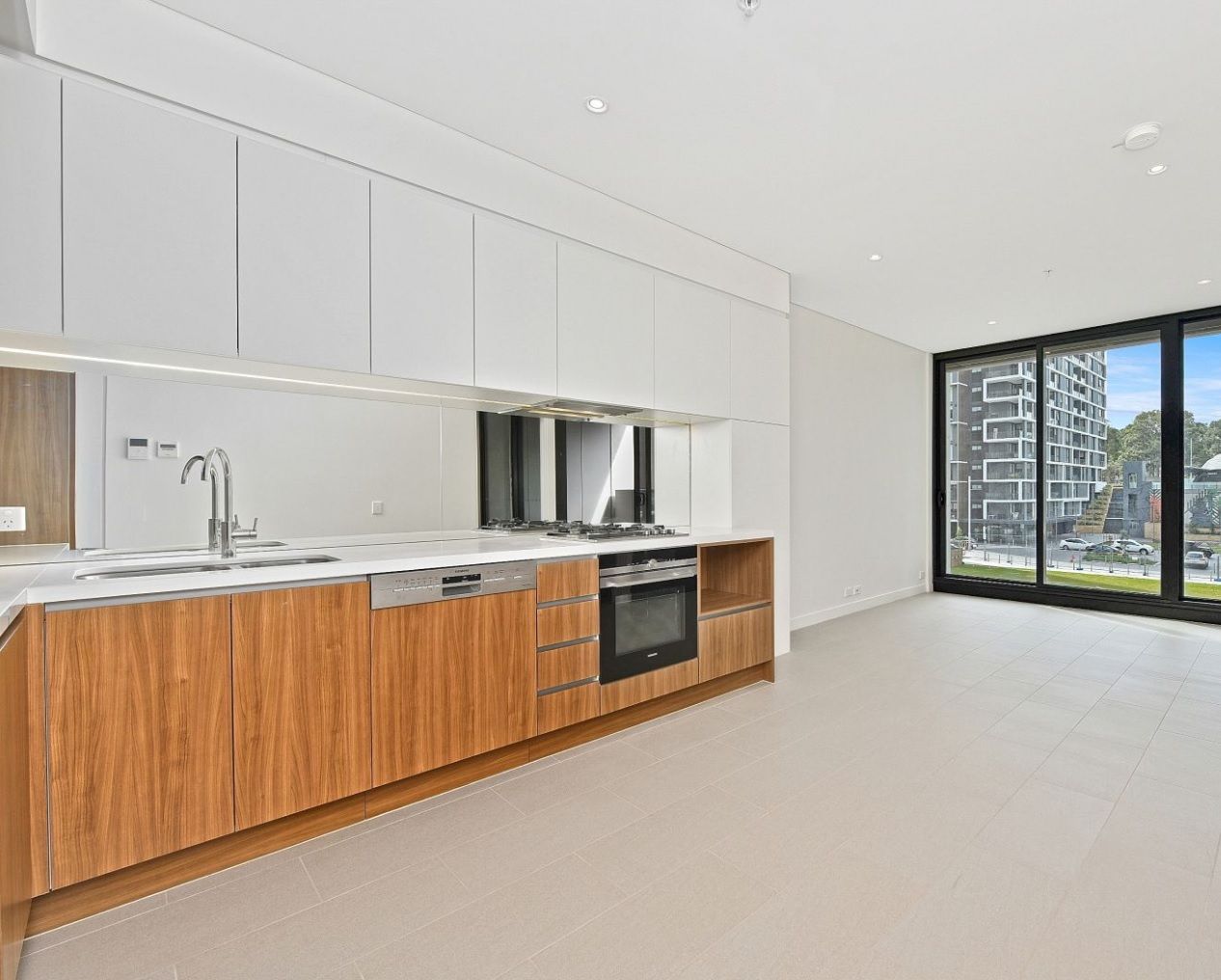 213-3-network-place-north-ryde-nsw-2113-apartment-for-rent-650