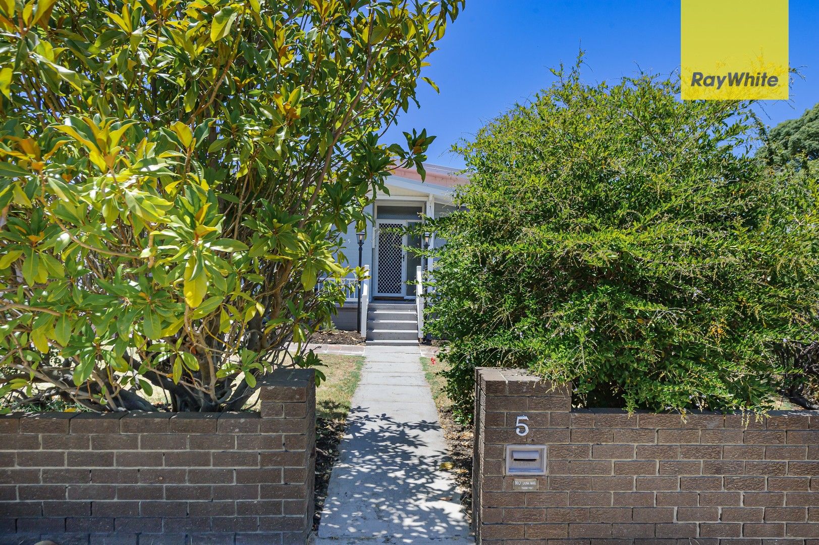 5 Sefton Avenue, Viveash WA 6056 House For Rent 550 Domain