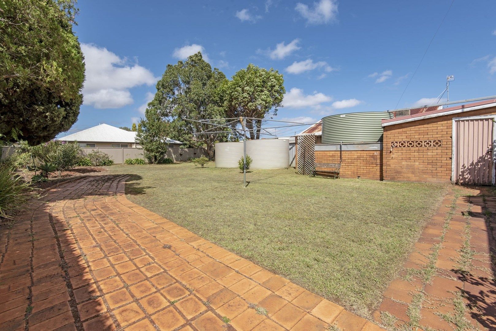 16 Phyllis Street, Harristown QLD 4350, Image 0