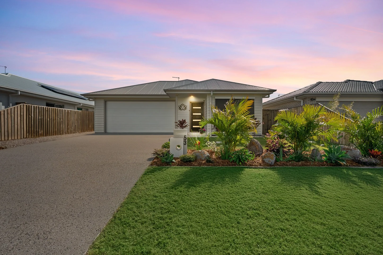 53 Dougan Street, Point Vernon QLD 4655