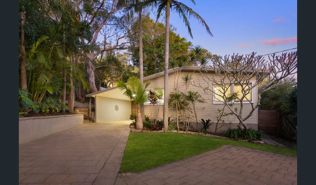 Coastal Cottage Living Between Two Iconic Beaches, Avalon Beach