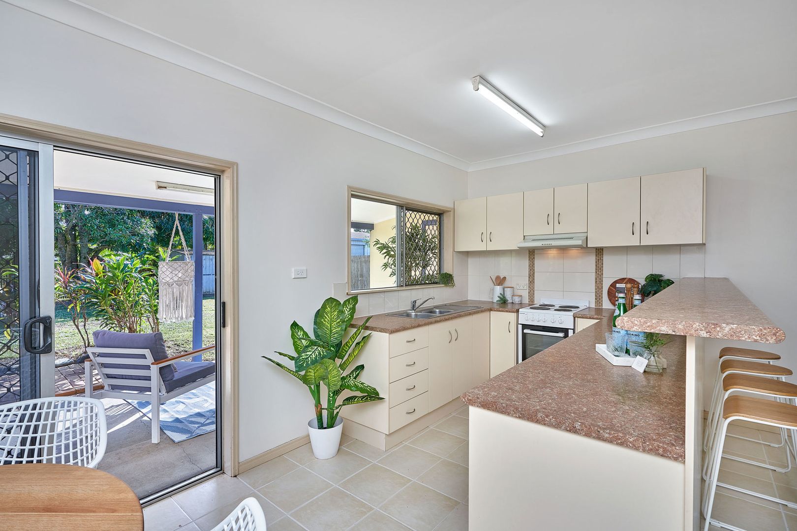 34 Manus Street, Trinity Beach QLD 4879, Image 2