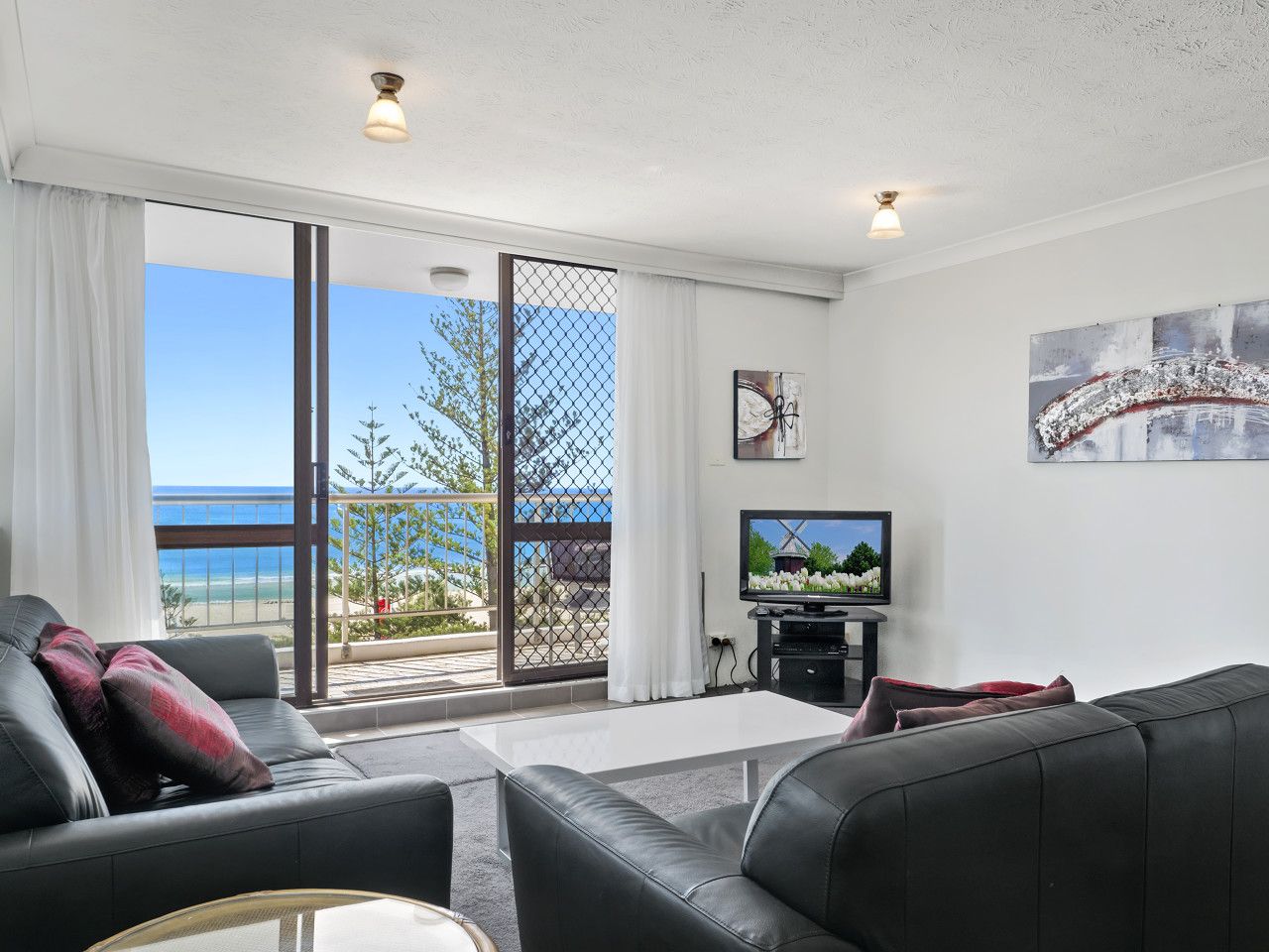 16/82 Marine Parade 'Aries', Coolangatta QLD 4225, Image 1