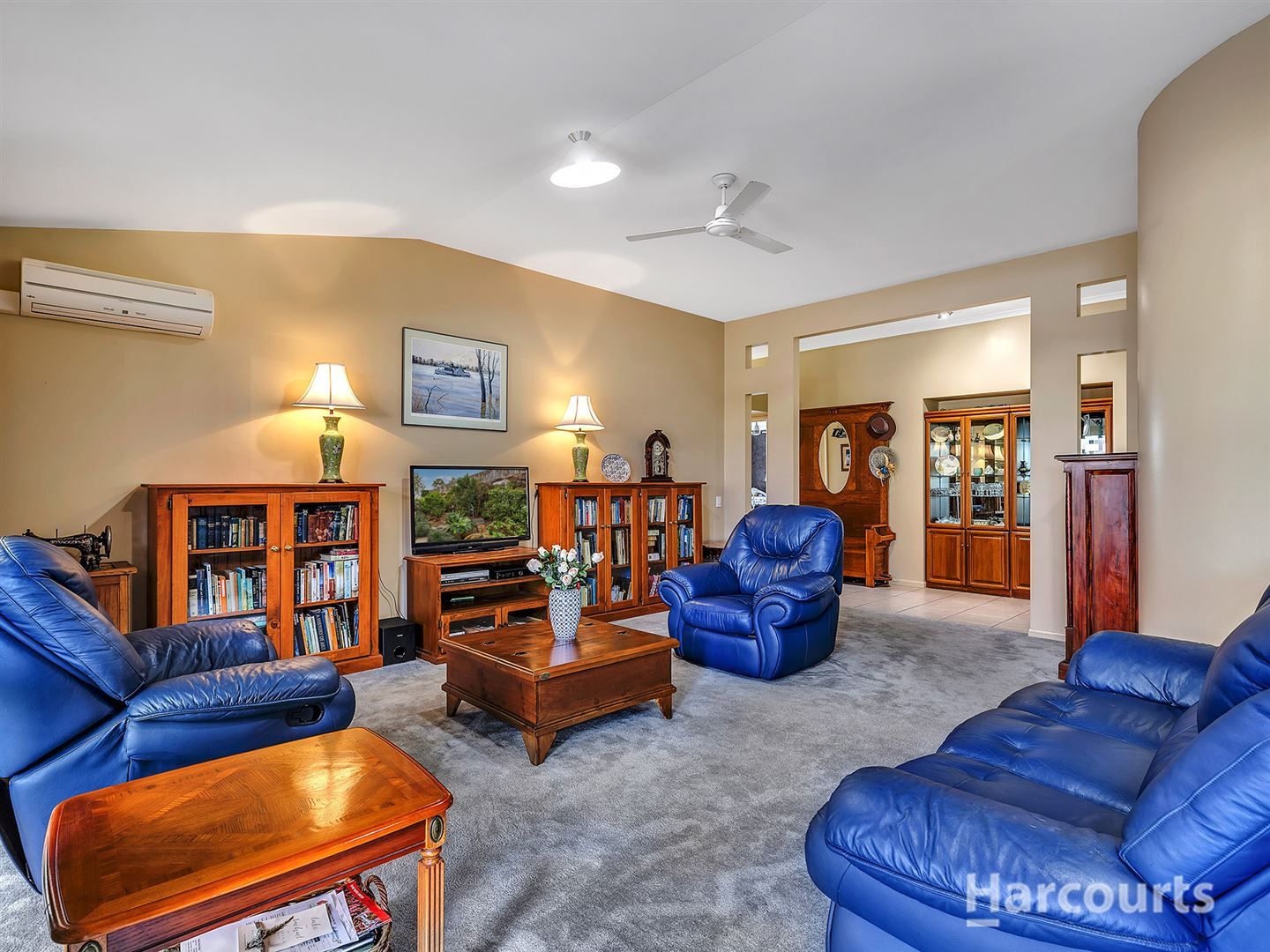 16 Ashford Cct, Petrie QLD 4502, Image 2