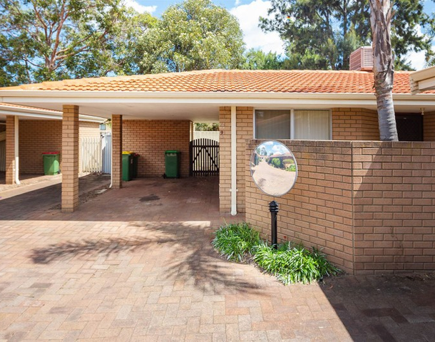 9/6 Pinewood Avenue, Kardinya WA 6163