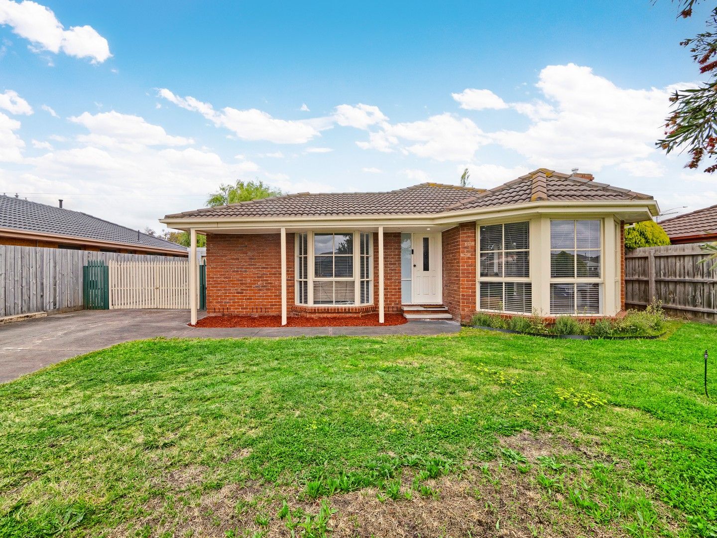 14 Elda Court, Cranbourne North VIC 3977, Image 0