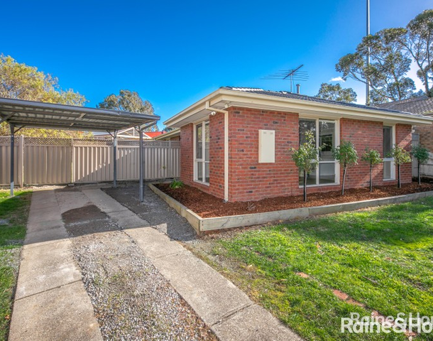 11 Hobson Court, Sunbury VIC 3429