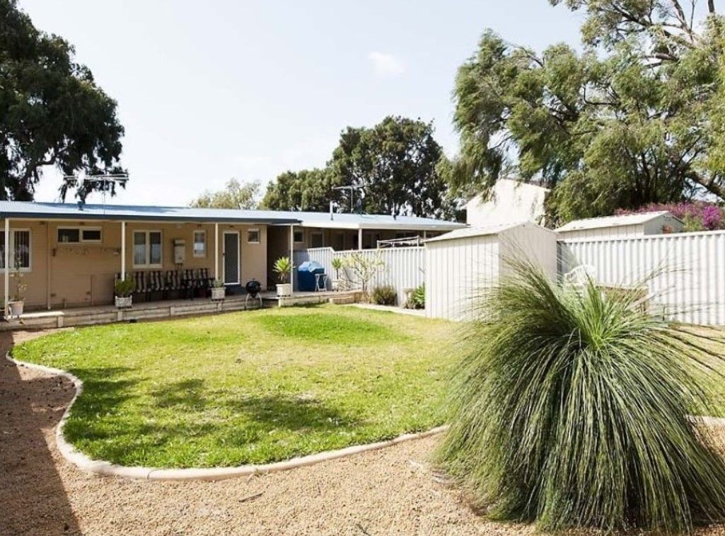 3 bedrooms Apartment / Unit / Flat in 13F Calvert Way GIRRAWHEEN WA, 6064