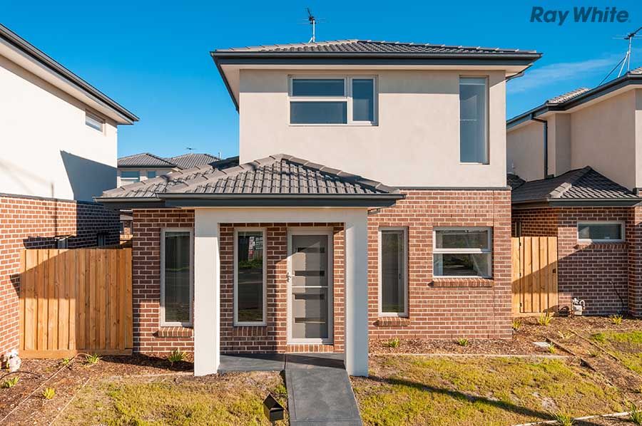 2 bedrooms Townhouse in 7/1 Sunningdale Drive HILLSIDE VIC, 3037