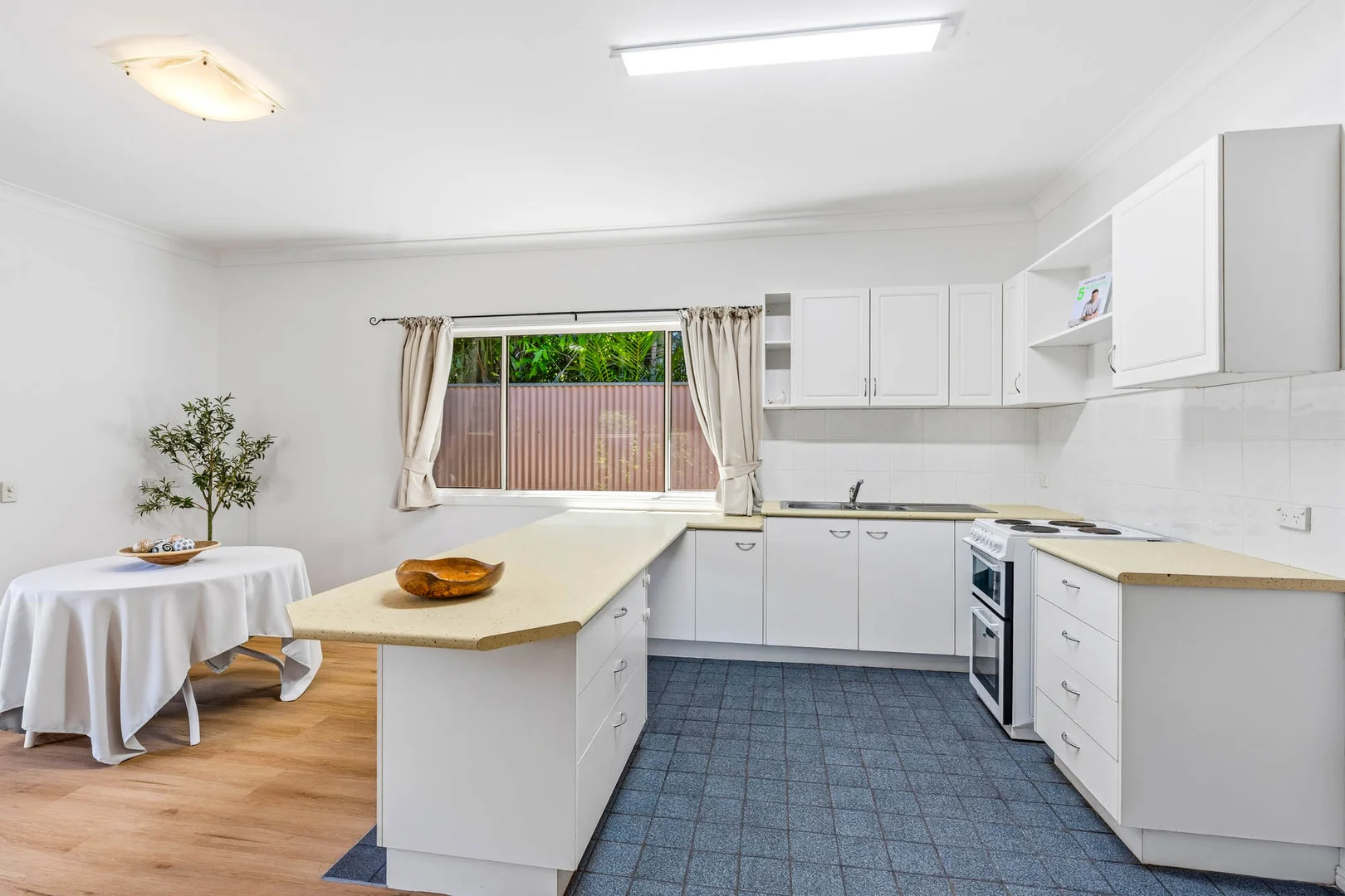 Additional image 7 of 38 Noyes Parade, Karragarra Island QLD 4184