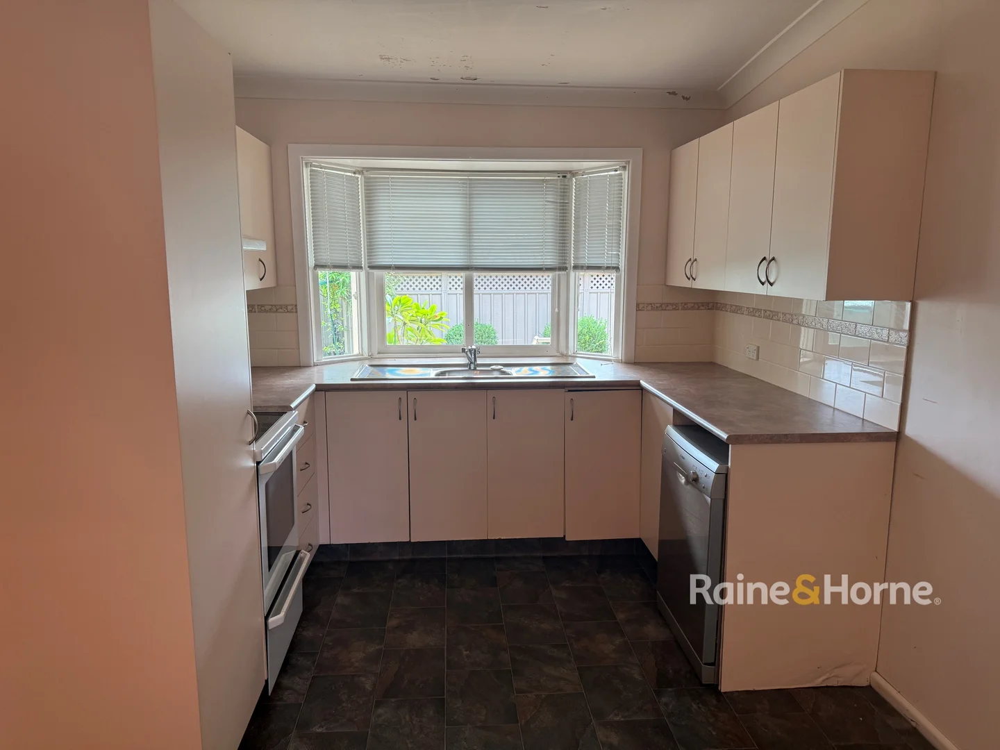 Additional image 4 of 17 Pozieres Avenue, Umina Beach NSW 2257