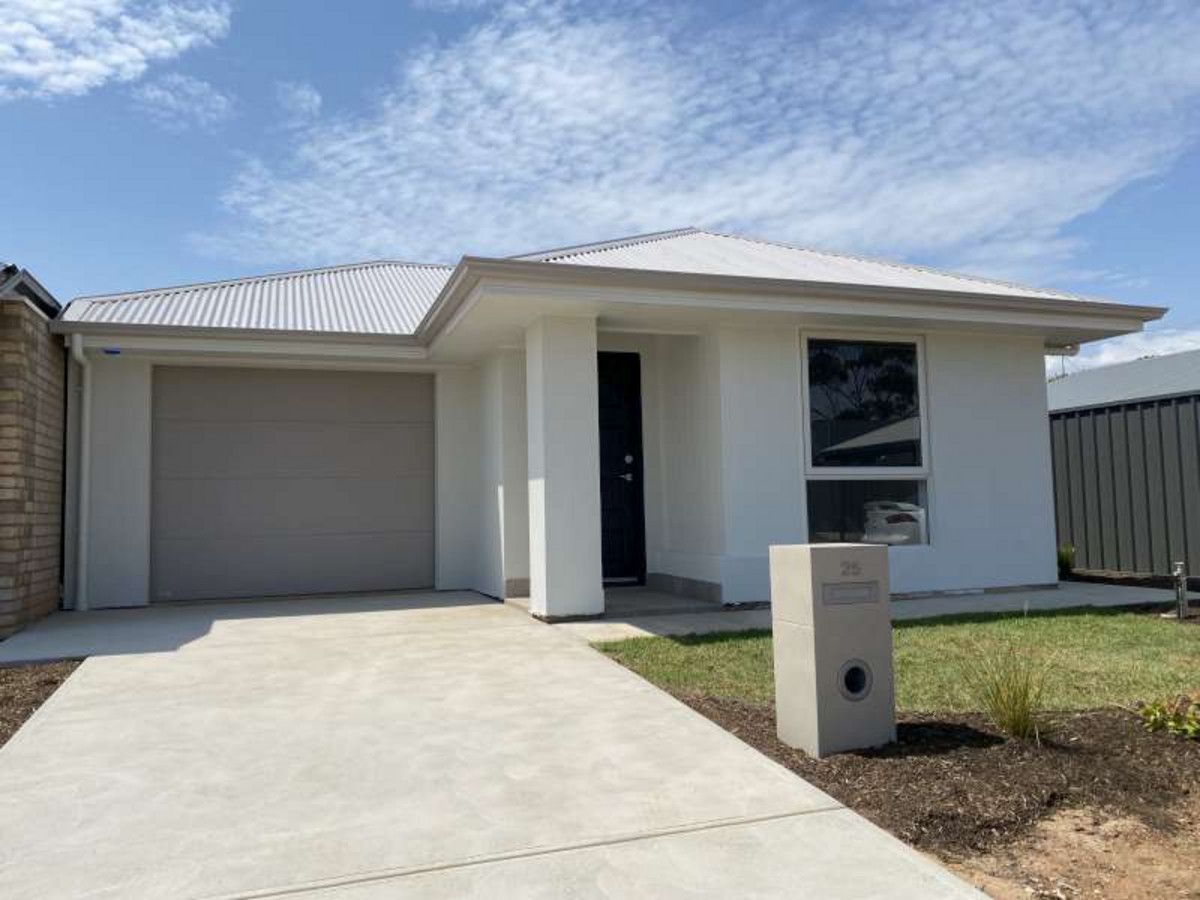 4 bedrooms House in 25 Sandalwood Road DAVOREN PARK SA, 5113