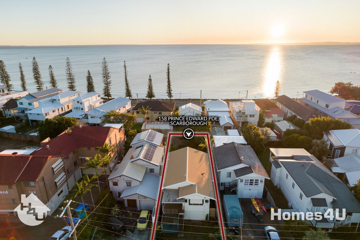 3 bedrooms House in 158 Prince Edward Parade SCARBOROUGH QLD, 4020