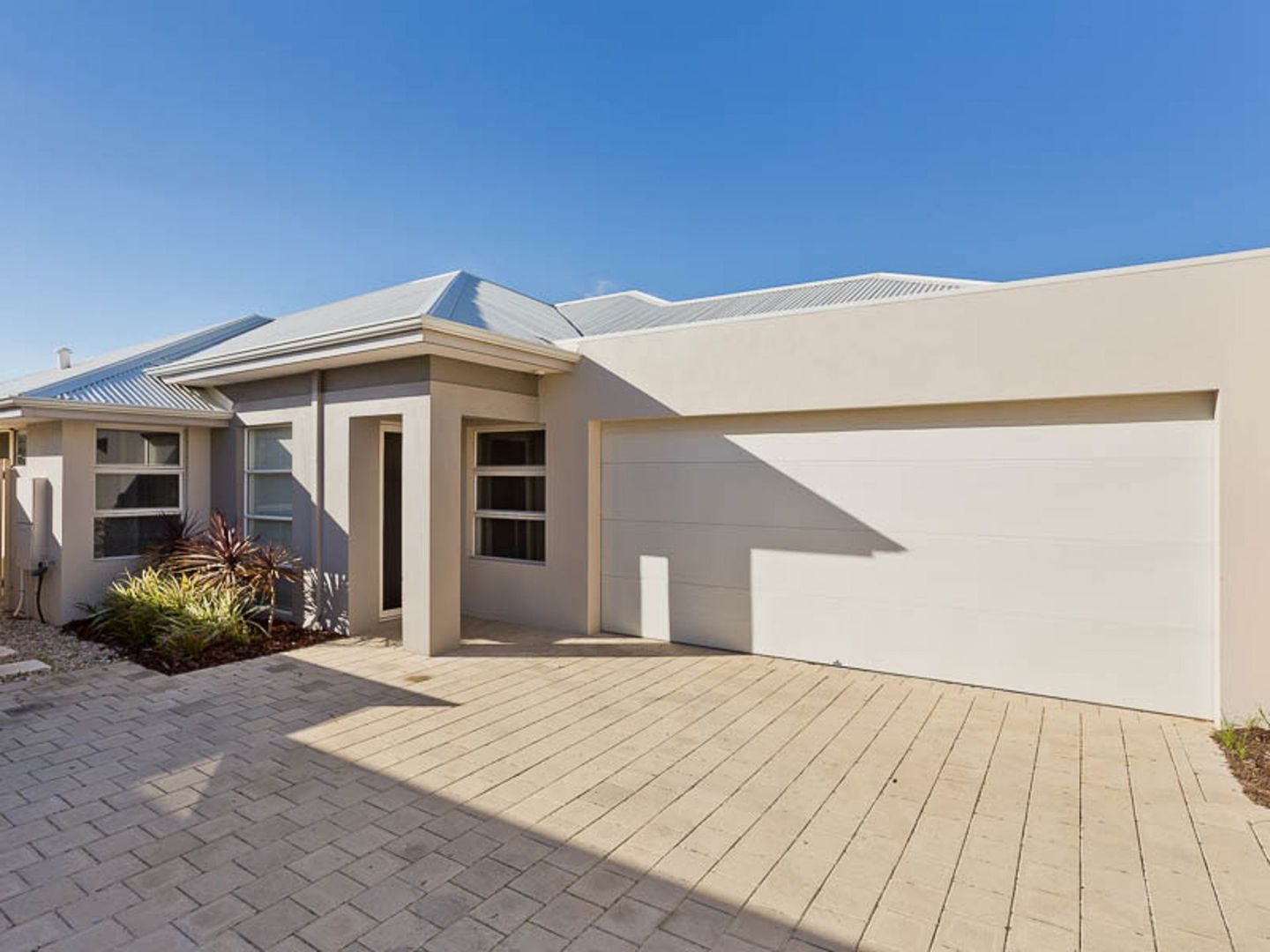 3 bedrooms House in Unit C,/39B Mayor Rd COOGEE WA, 6166