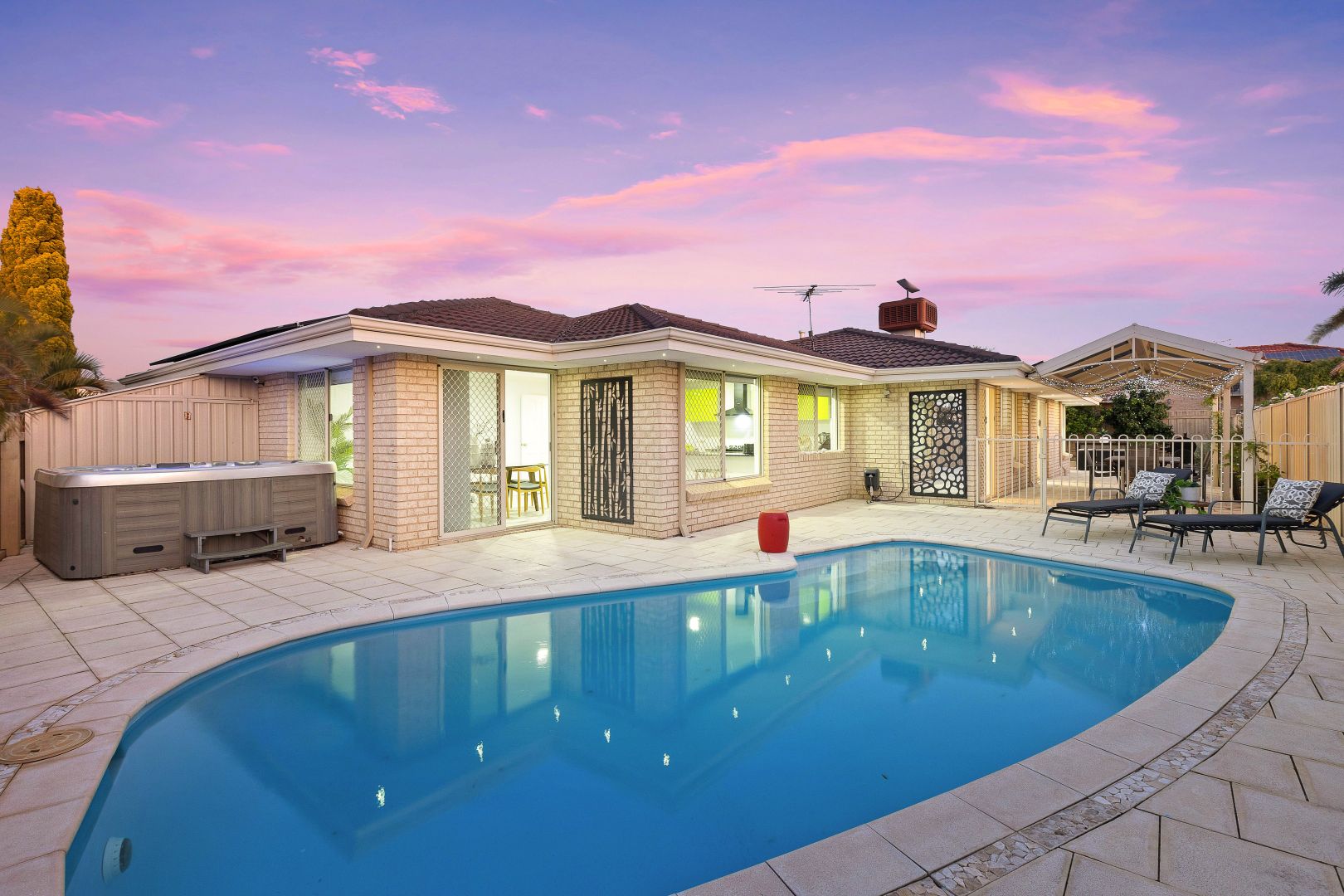 21 Guardian Loop, Currambine WA 6028, Image 2