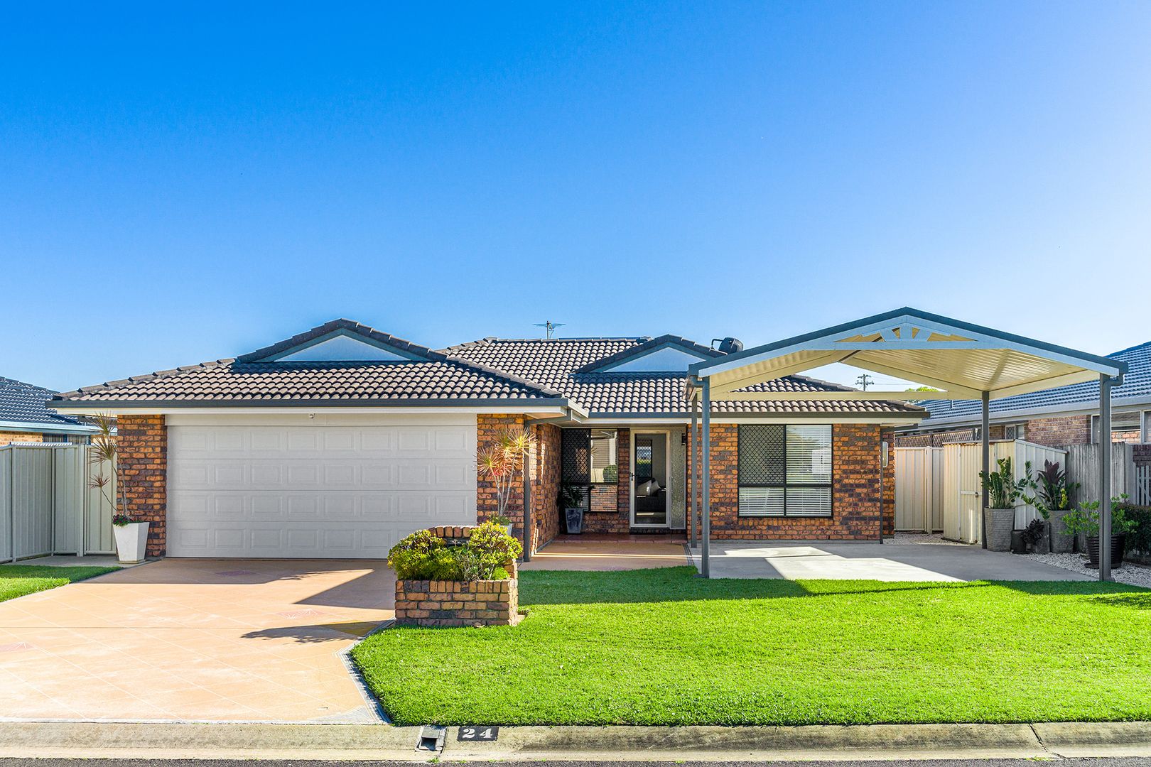 24 Bottlebrush Crescent, Evans Head NSW 2473, Image 1