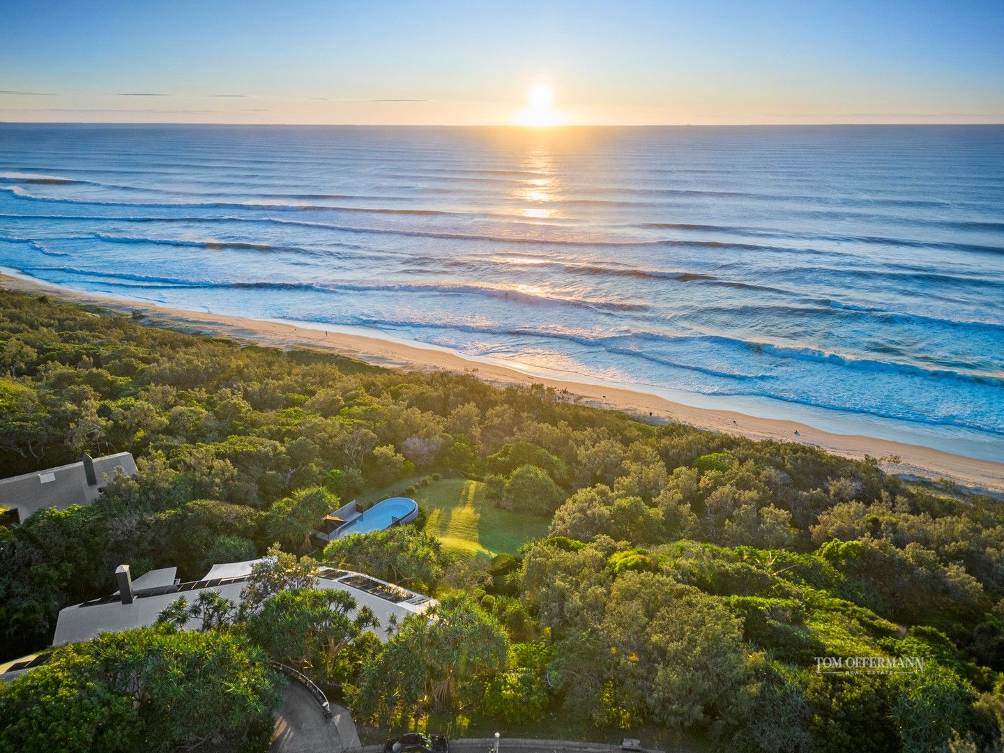 33 Ross Crescent, Sunshine Beach QLD 4567, Image 0