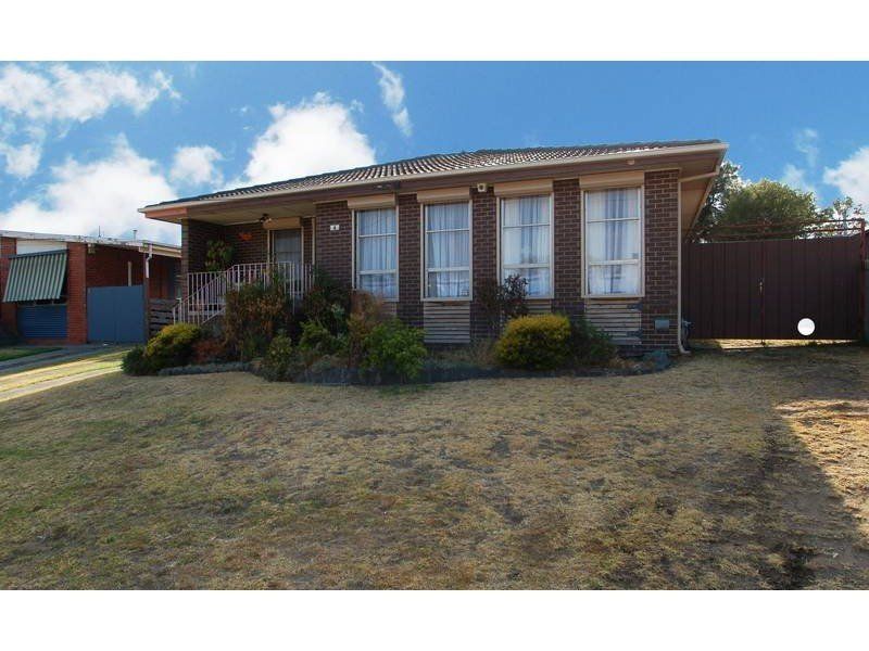 3 bedrooms House in 4 Ripplebrook Drive BROADMEADOWS VIC, 3047