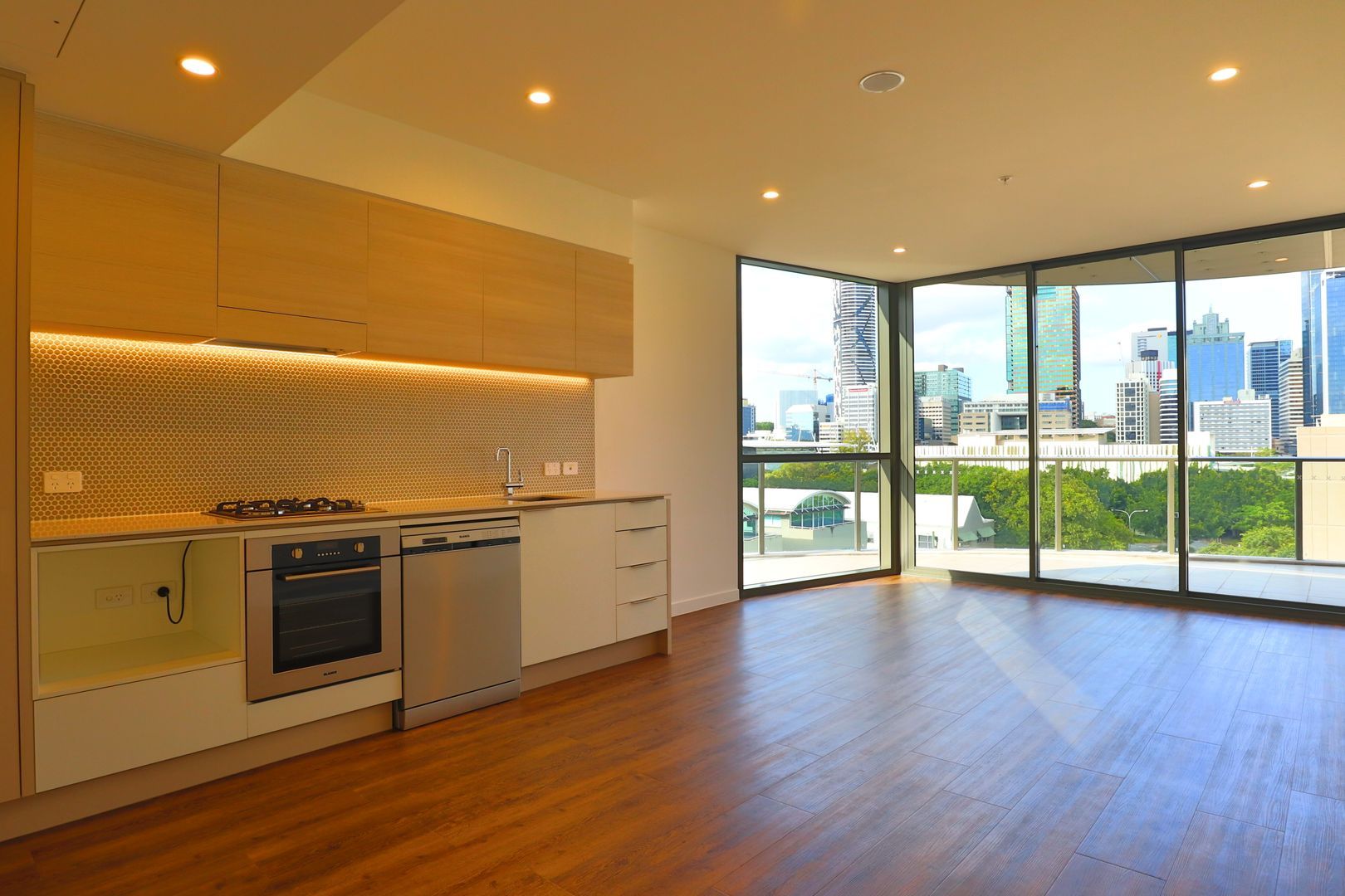 1 bedrooms Apartment / Unit / Flat in 2066/38 Hope Street SOUTH BRISBANE QLD, 4101