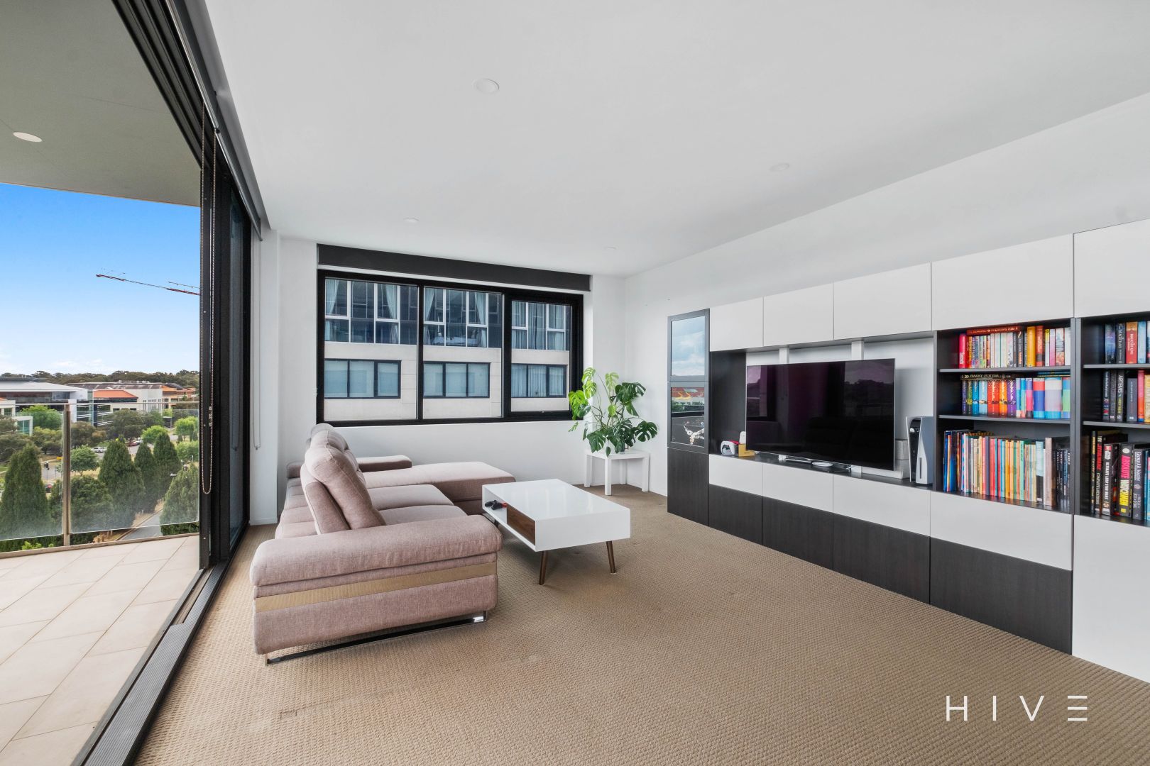 23/1 Sydney Avenue, Barton ACT 2600, Image 2