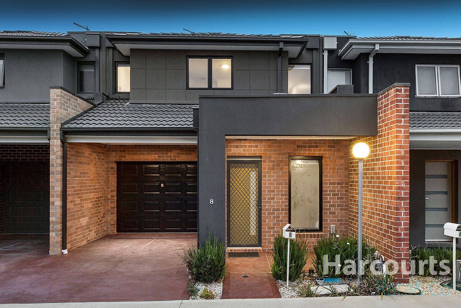 8 Snapdragon Street, South Morang VIC 3752, Image 0