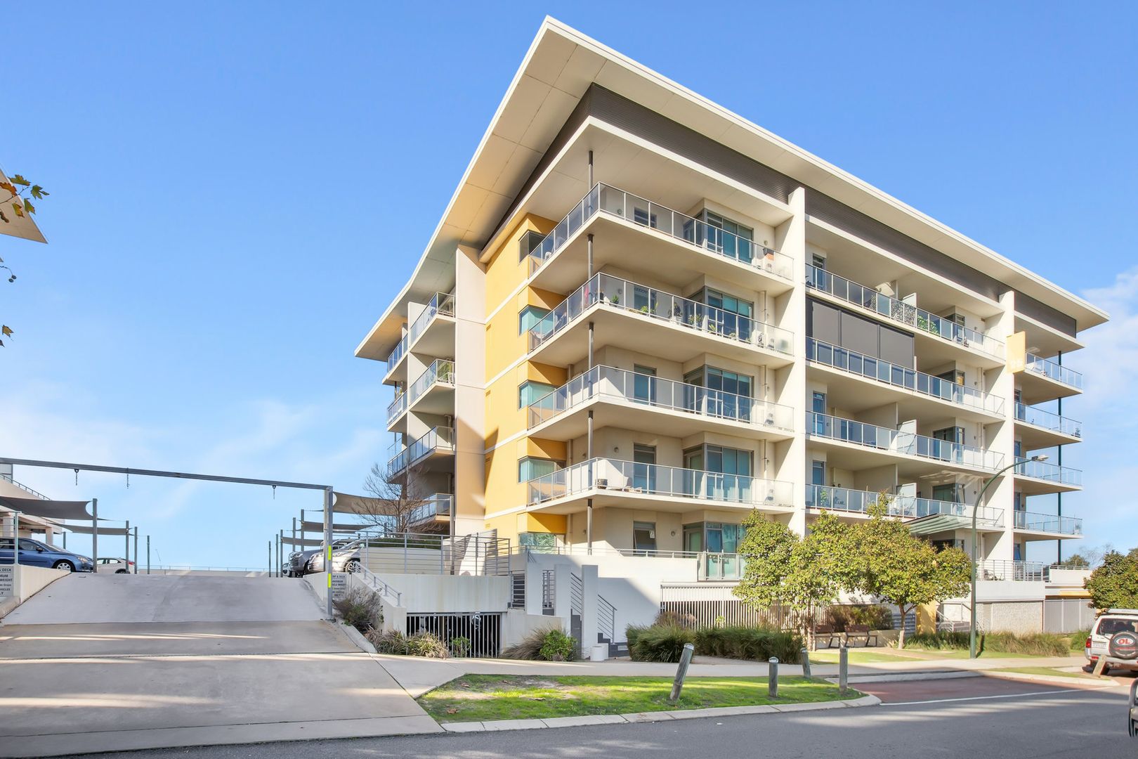 312/25 Malata Crescent, Success WA 6164, Image 1