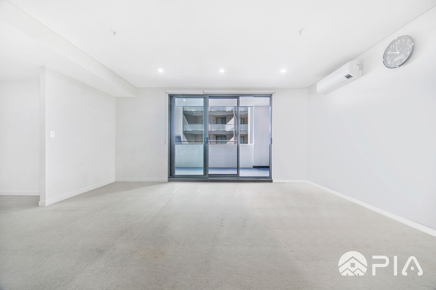 2 bedrooms Apartment / Unit / Flat in 106/20 Dressler Court MERRYLANDS NSW, 2160