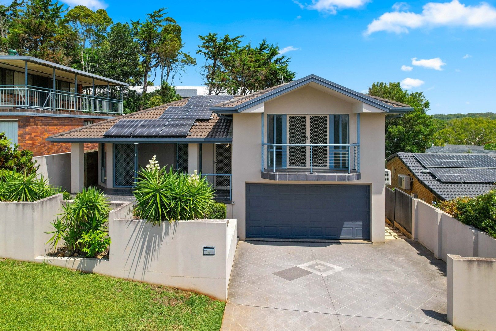 3 bedrooms House in 23 Teraglin Road PORT MACQUARIE NSW, 2444