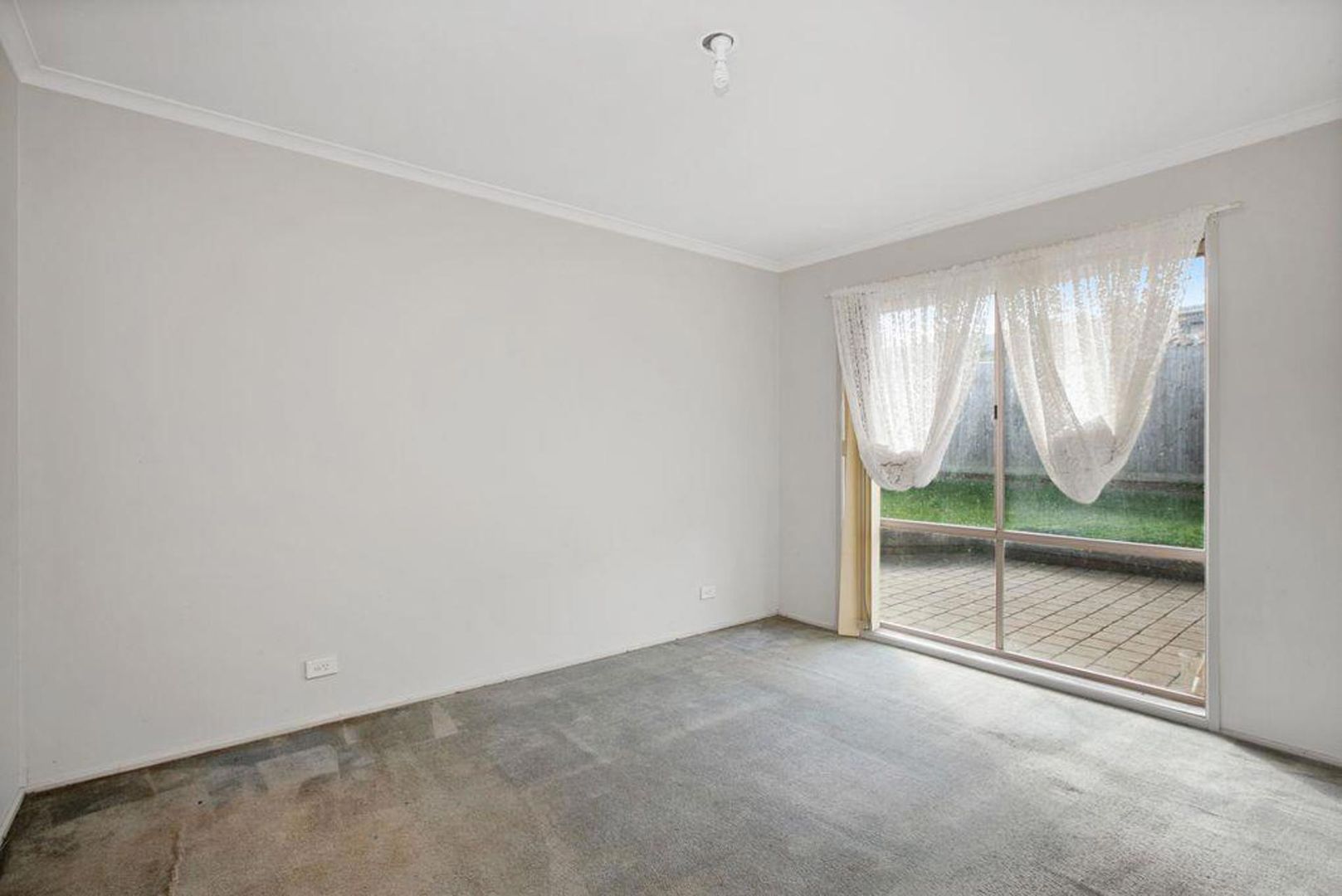 13 Clematis Court, Meadow Heights VIC 3048, Image 2