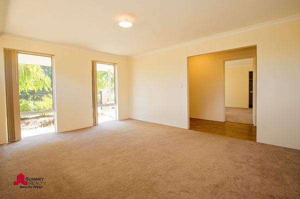 16 Starlite Bend, Dalyellup WA 6230, Image 1