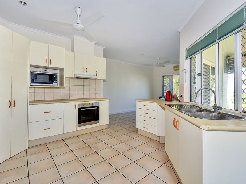 7 Sherringham Crescent, Durack NT 0830, Image 2