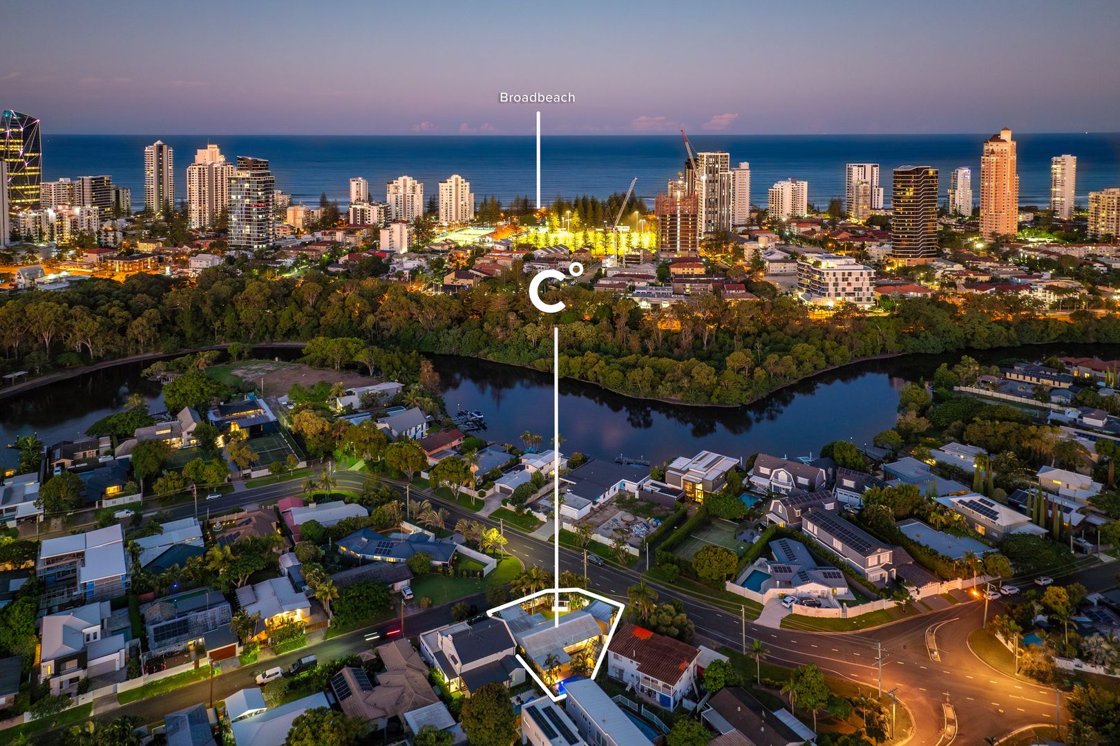 71 Savoy Drive, Broadbeach Waters QLD 4218, Image 2