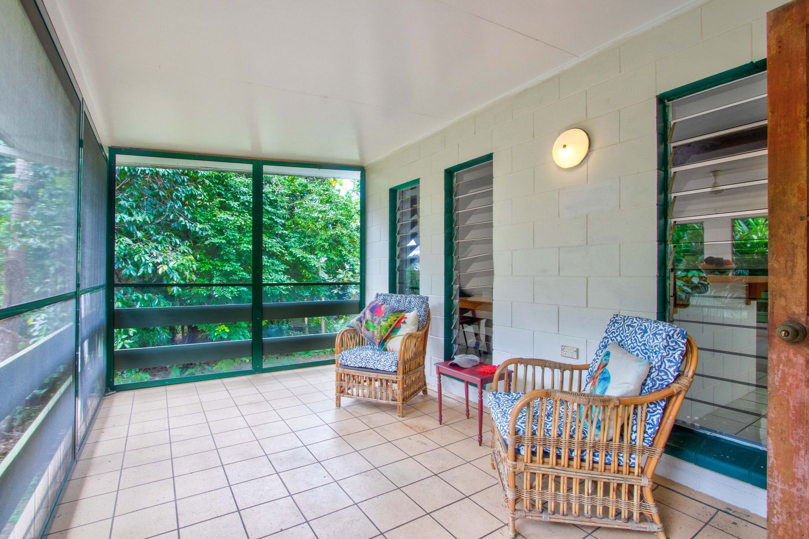 26 Webb Court, Bingil Bay QLD 4852, Image 2