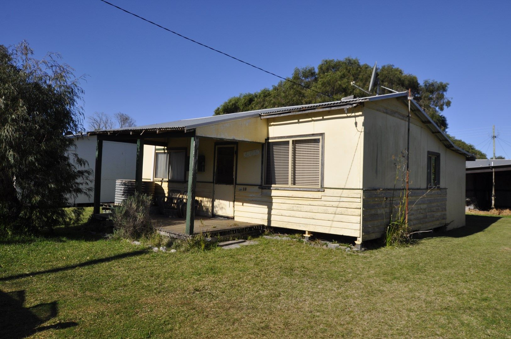 HOUSE 18 FOURTH AVENUE, Peaceful Bay WA 6333, Image 0