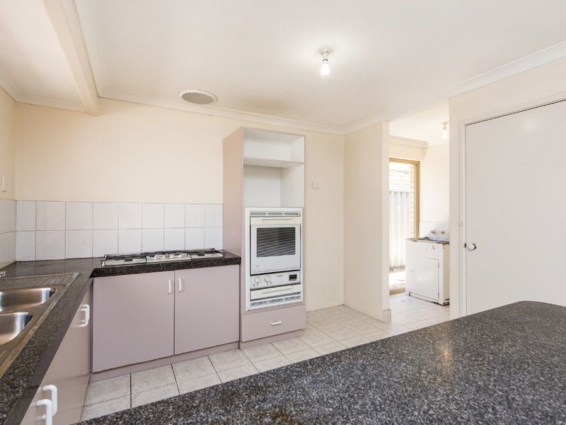 9 Somerset Rise, Kardinya WA 6163, Image 2