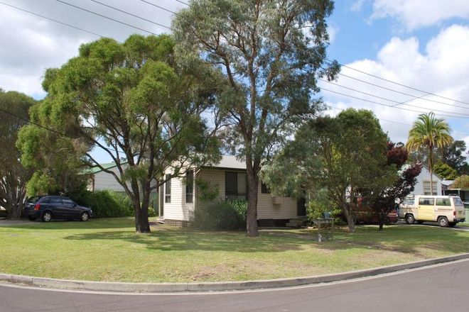 Picture of 27 Barellan Avenue, DAPTO NSW 2530