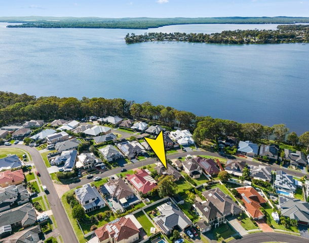 8 Mulwala Drive, Wyee Point NSW 2259