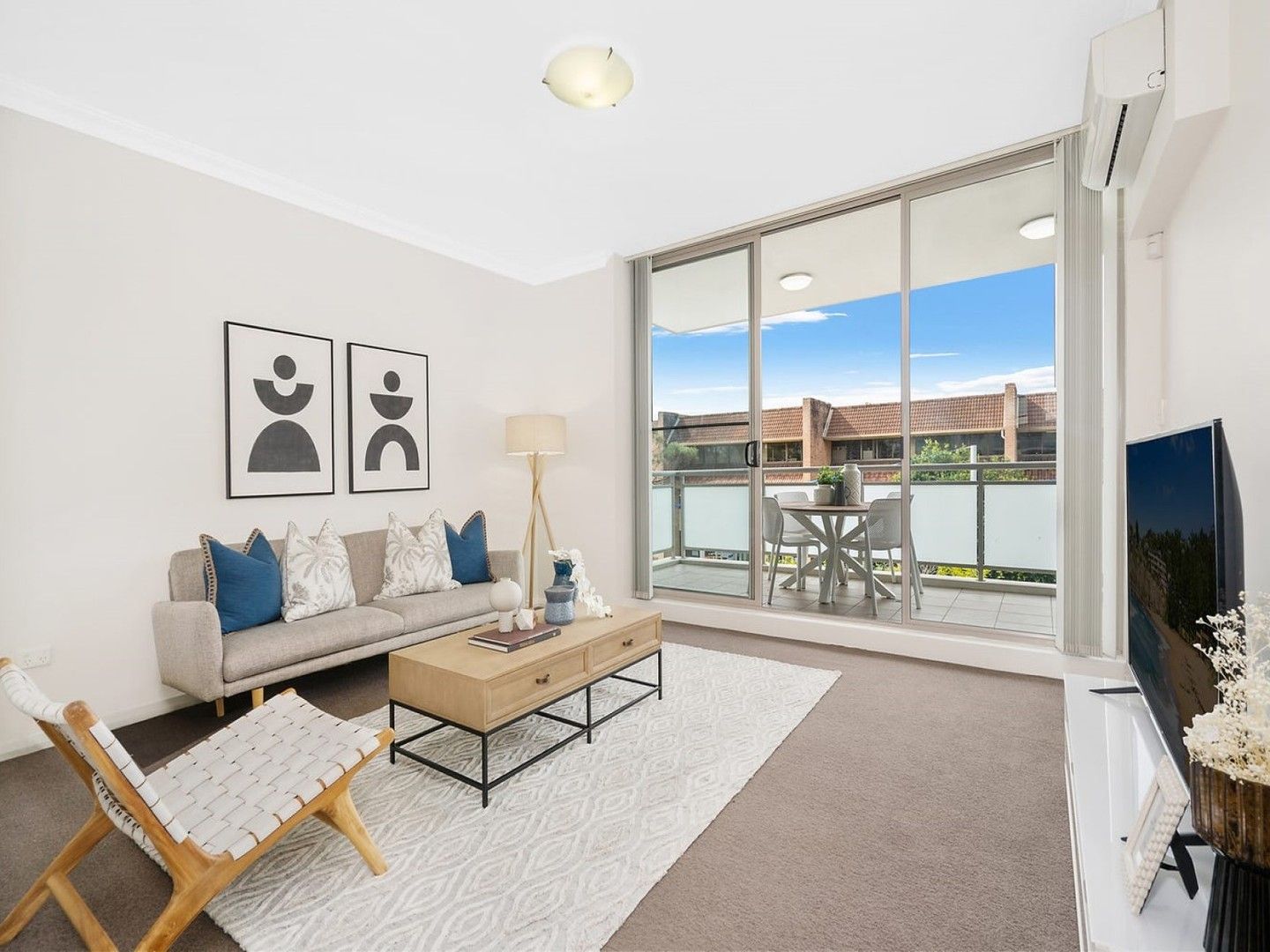 2 bedrooms Apartment / Unit / Flat in 26/13 Seven Hills Road BAULKHAM HILLS NSW, 2153