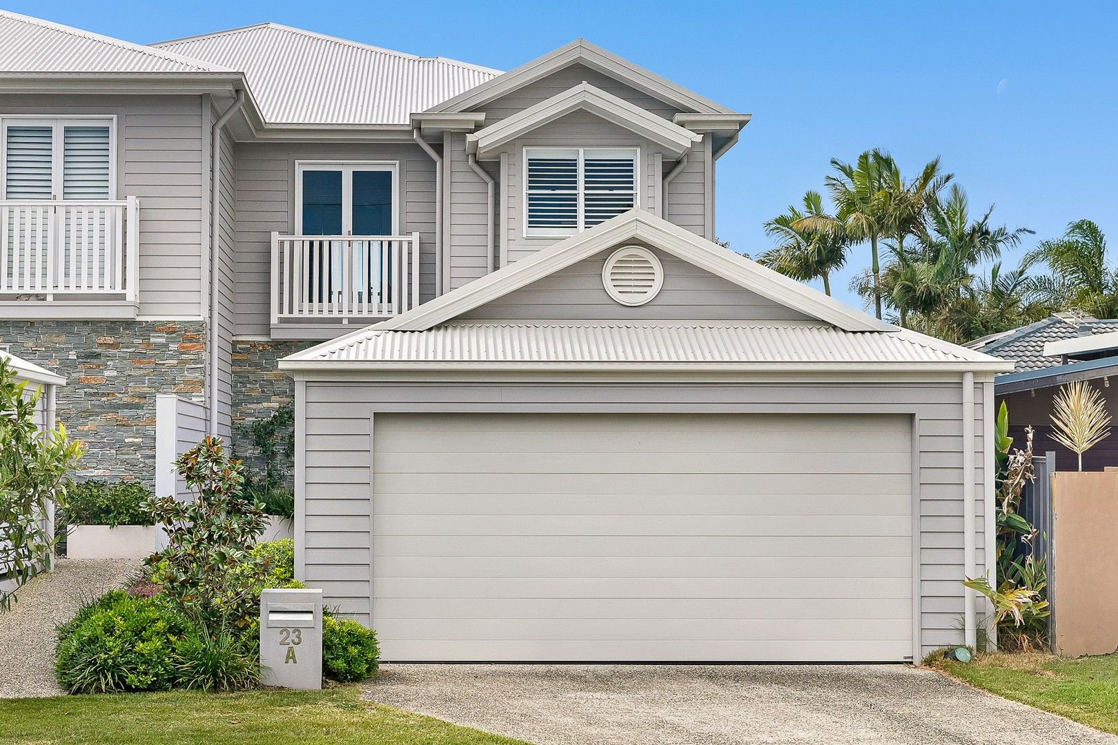 4 bedrooms House in 23a Alec Avenue MERMAID WATERS QLD, 4218