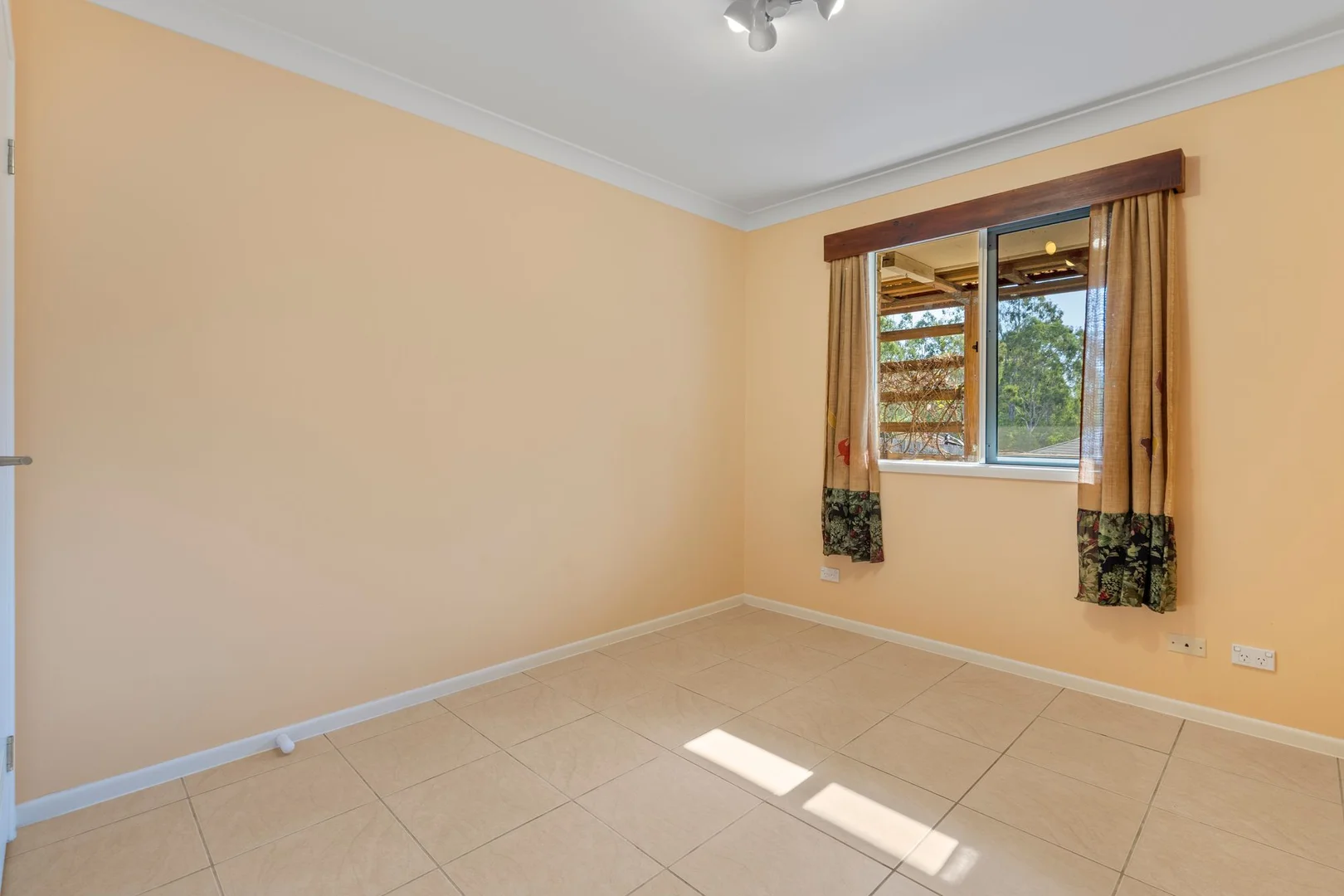 Additional image 5 of 5 Vernon Place, Edens Landing QLD 4207