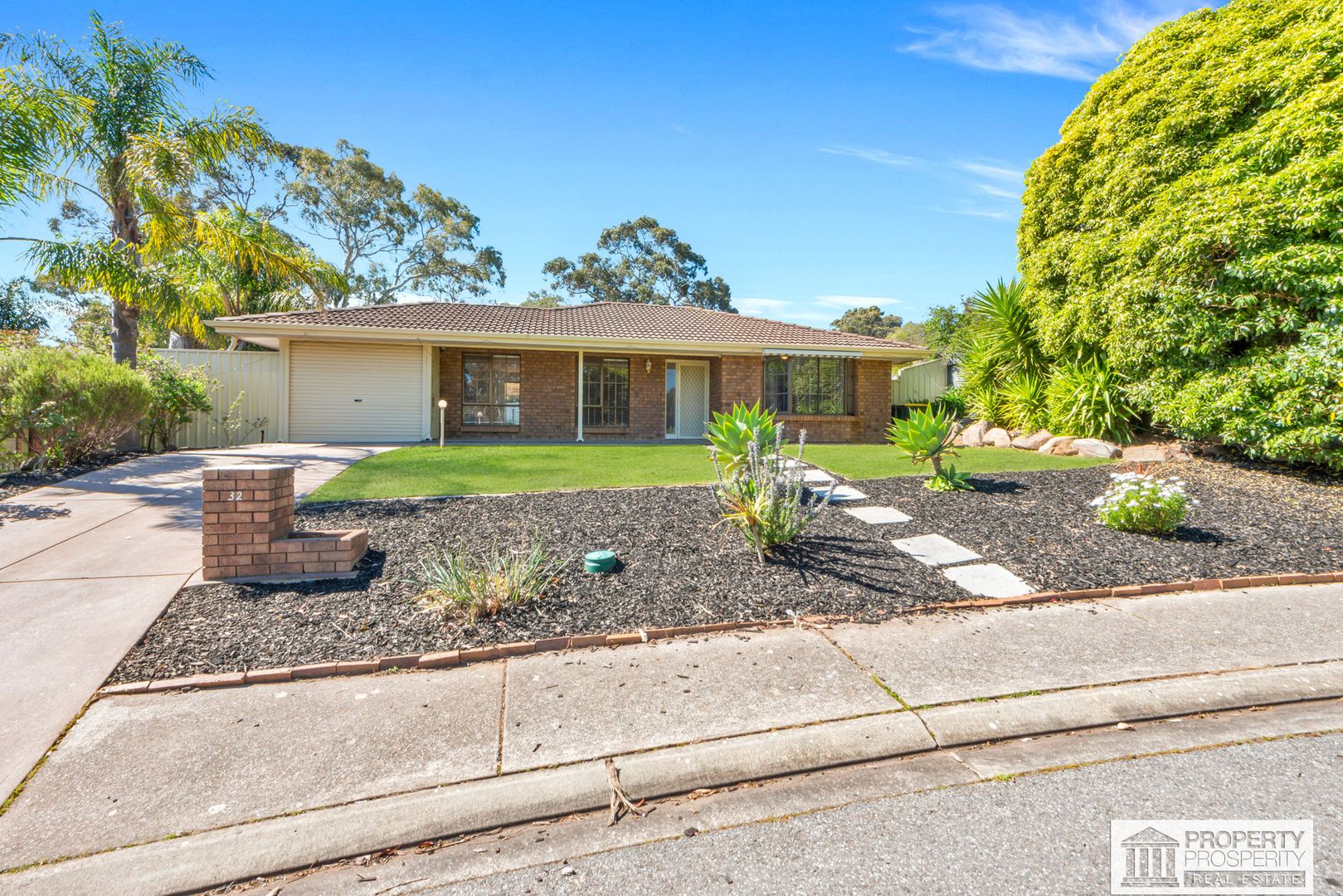 32 Lexcen Grove, Happy Valley SA 5159, Image 1