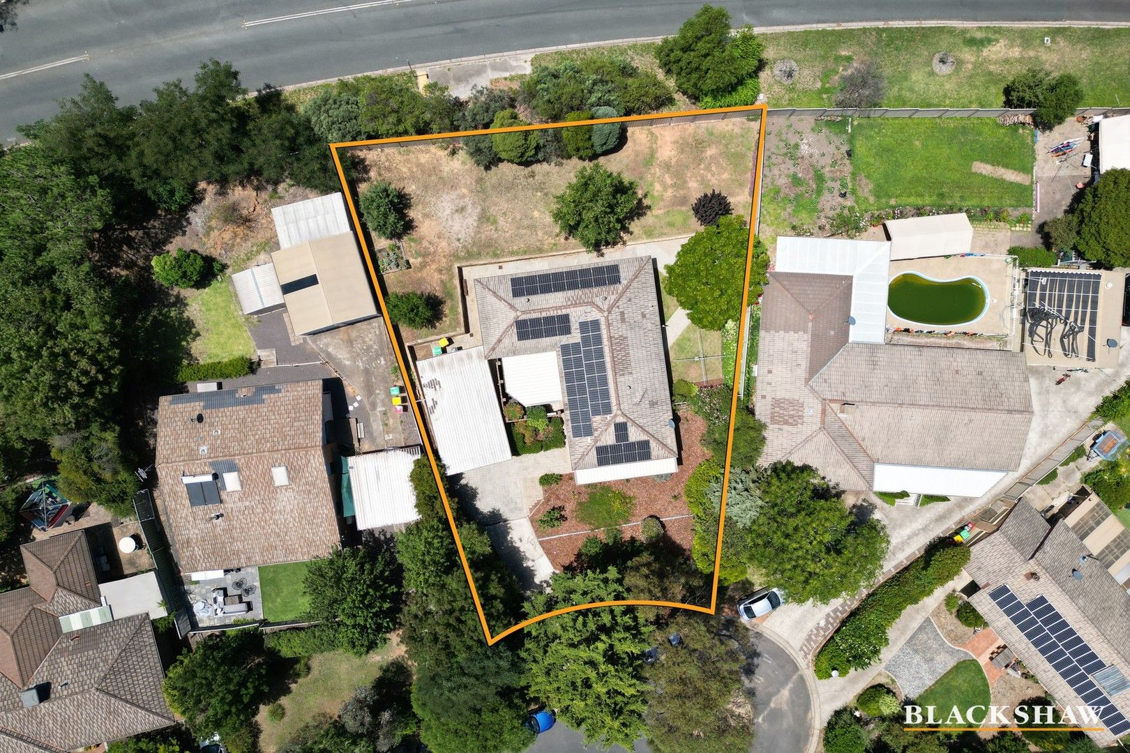 10 Arrietta Close, Charnwood ACT 2615, Image 0