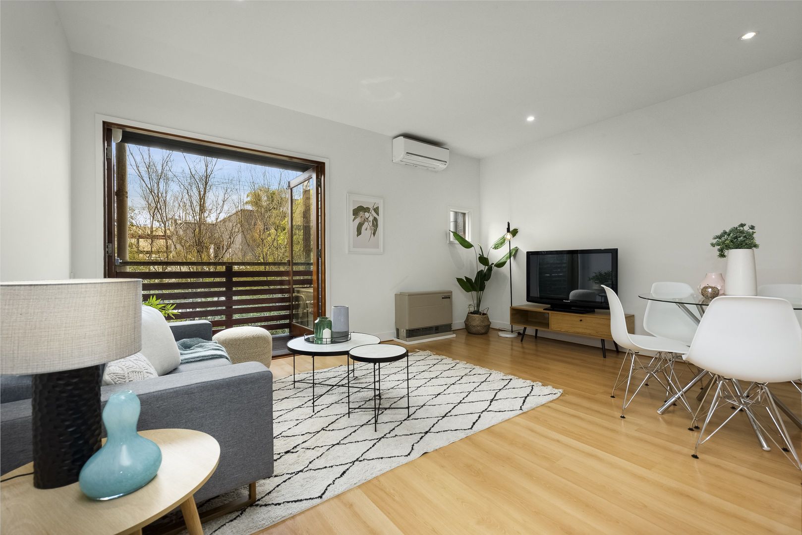 2/35 Cambridge Street, Box Hill VIC 3128, Image 1