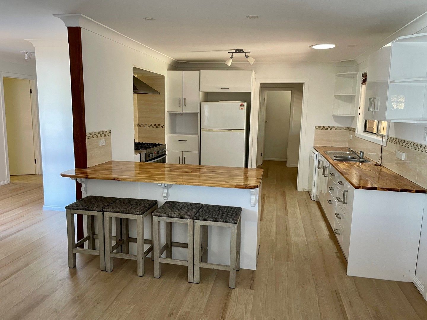 3 bedrooms House in 8 Amalda Place SUNSET BEACH WA, 6530