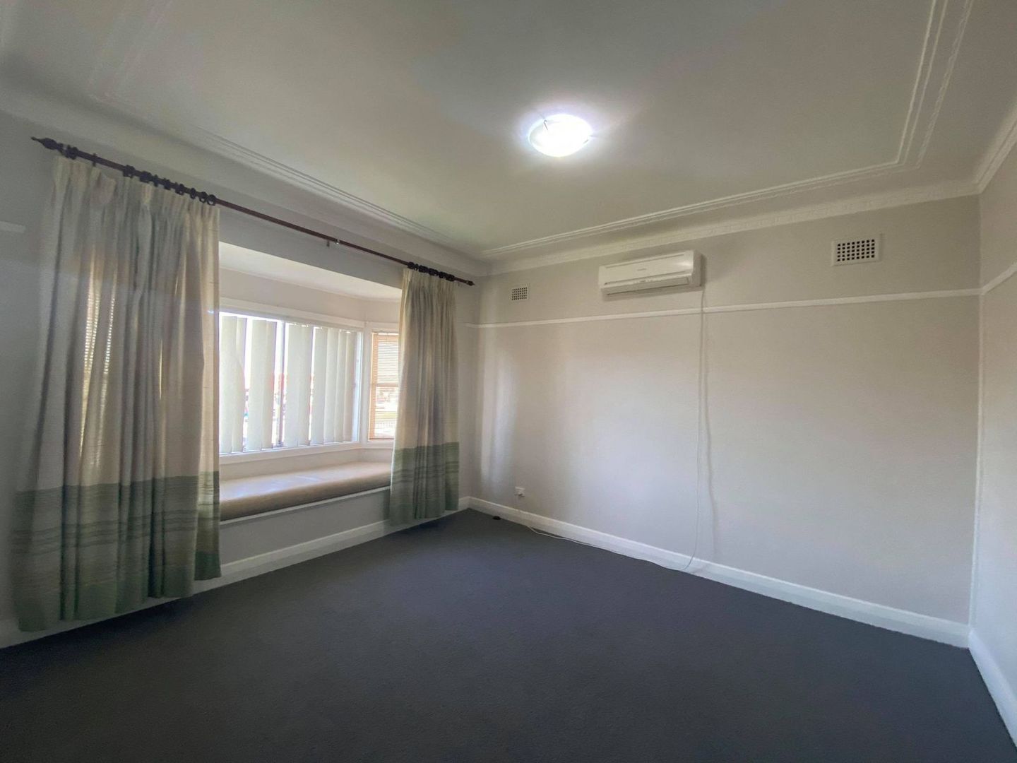 10 Floraville Road, Belmont North NSW 2280 House For Rent Domain