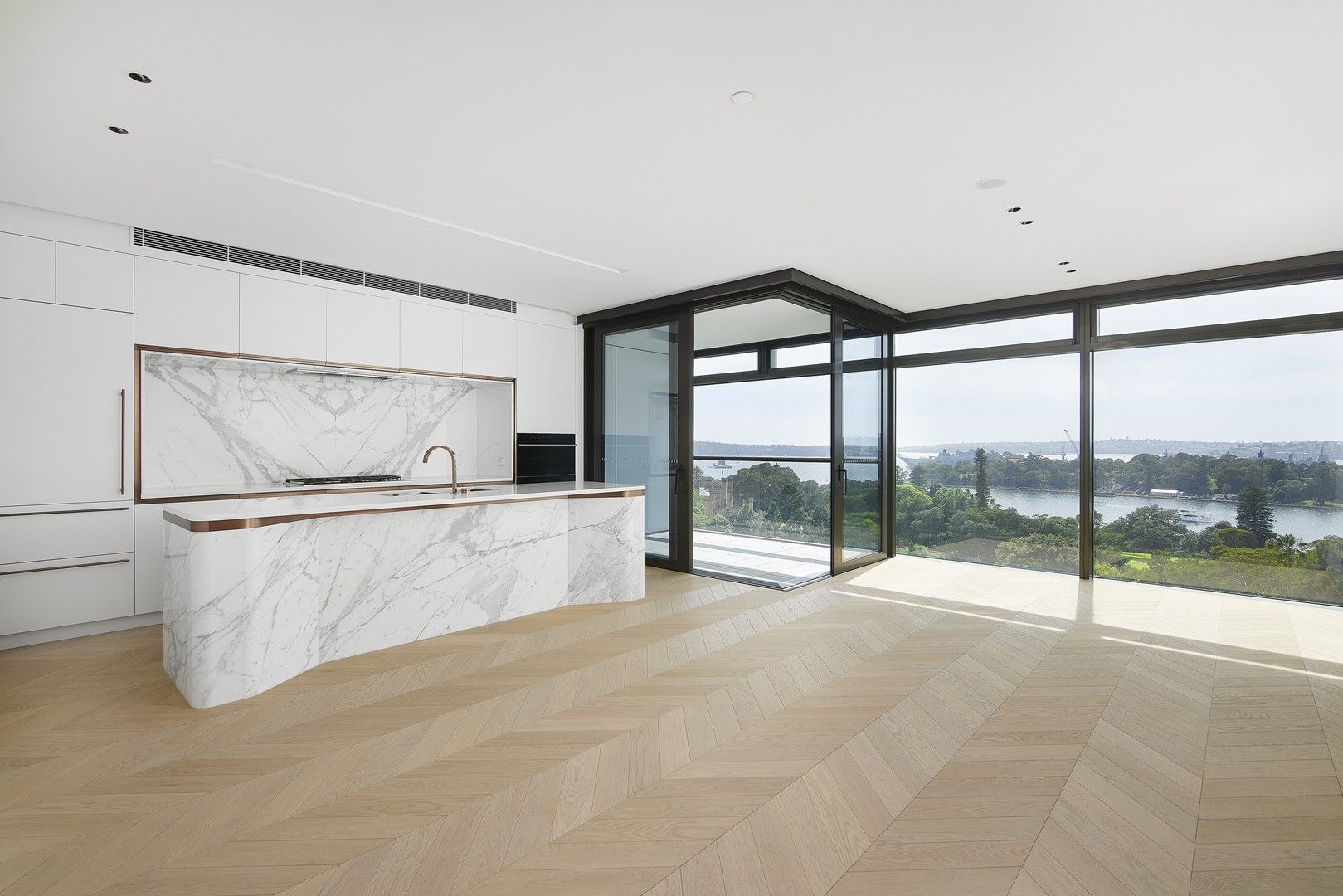 2 bedrooms Apartment / Unit / Flat in Level 14/71 Macquarie Street SYDNEY NSW, 2000