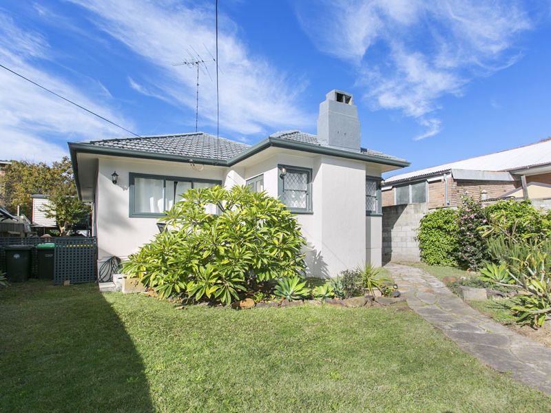 118 Linden Street, Sutherland NSW 2232, Image 0