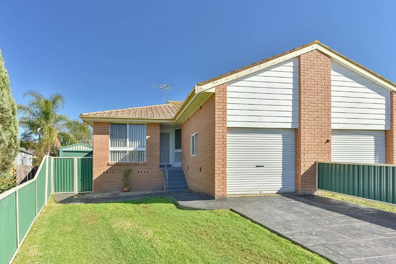 16 Day Place, Minto NSW 2566, Image 0