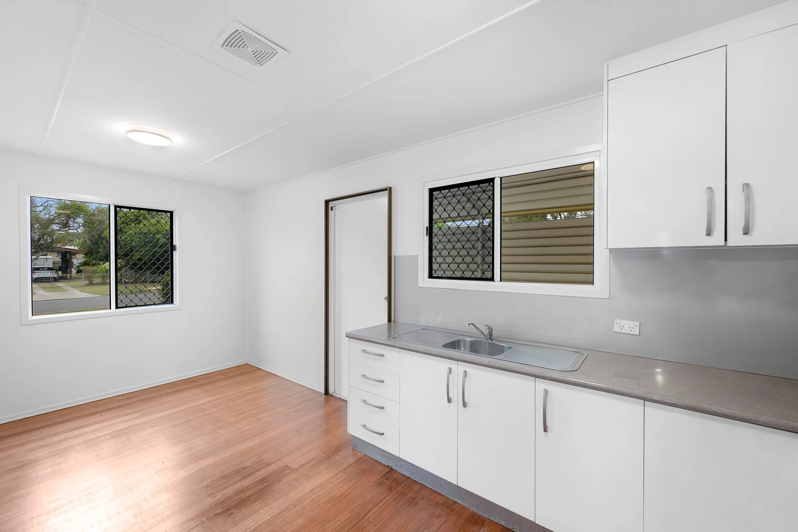 Additional image 6 of 20 Brisbane Street, Barney Point QLD 4680