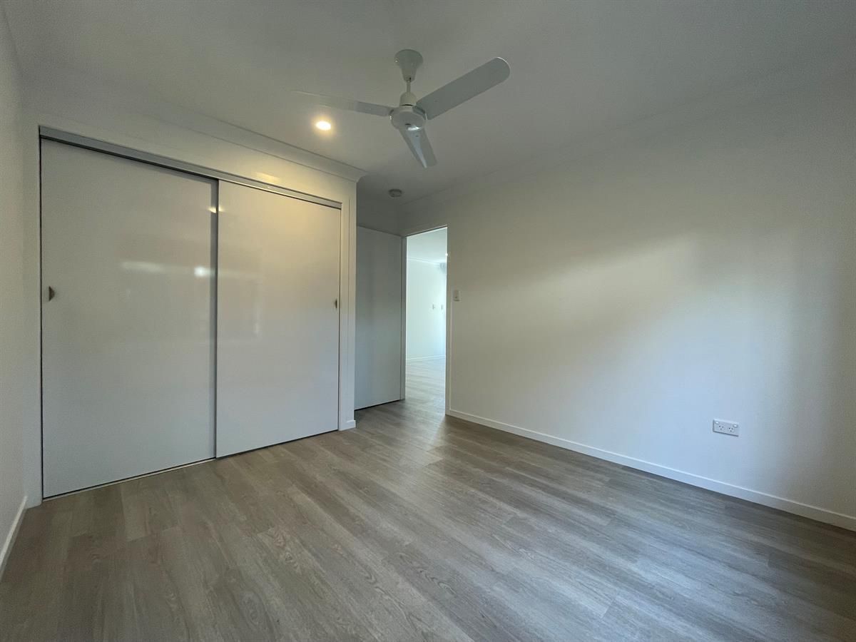 2 bedrooms Apartment / Unit / Flat in 2/286 McCoombe Street WESTCOURT QLD, 4870